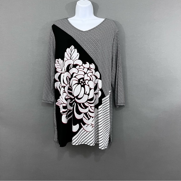 Chico’s Easywear Black Print 3/4 Sleeve Tunic Blouse - Picture 1 of 13